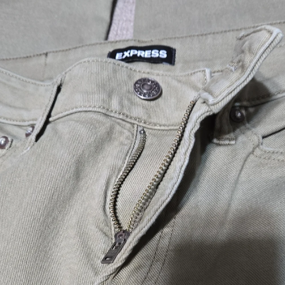 Express Men's Skinny Jeans in Olive - Picture 6 of 10